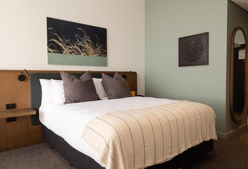 스탠다드 룸 킹사이즈 침대, Sudima Queenstown Five Mile