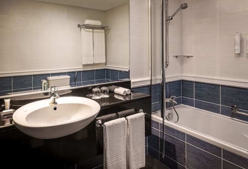 Люкс 2 Спальни, Dubai Marriott Harbour Hotel And Suites