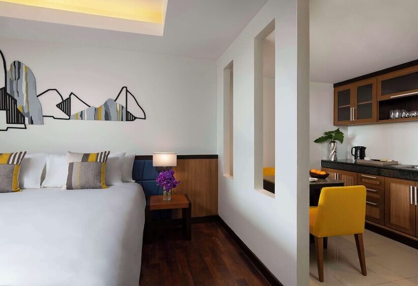سوییت خانوادگی, Avani Ao Nang Cliff Krabi Resort