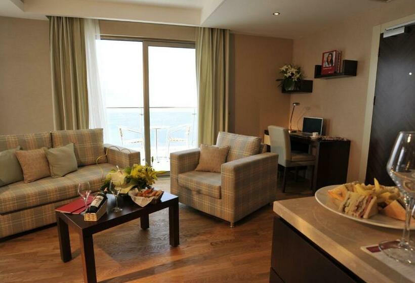 سوییت با چشم‌انداز دریا, Ramada Plaza Antalya