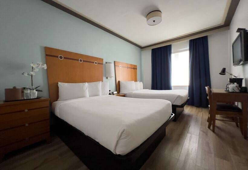 חדר סטנדרט שתי מיטות זוגיות, Majestic Hotel South Beach