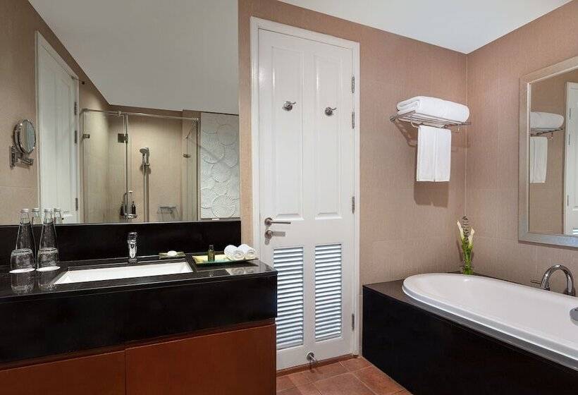 سوئیت پریمیوم, Dusit Suites Hotel Ratchadamri, Bangkok