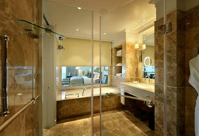 اتاق کلاب, Taj Cape Town