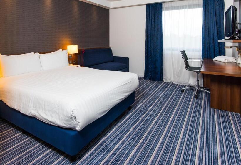 Номер Стандарт Адаптированный для Инвалидов, Holiday Inn Express Tamworth By Ihg