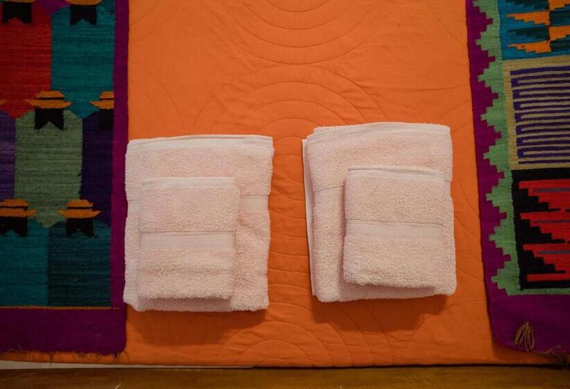 Quarto Quádruplo Estandar, Aires De Cafayate
