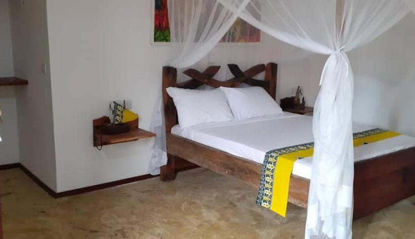 Трехместный Номер Deluxe, Villa Kumi