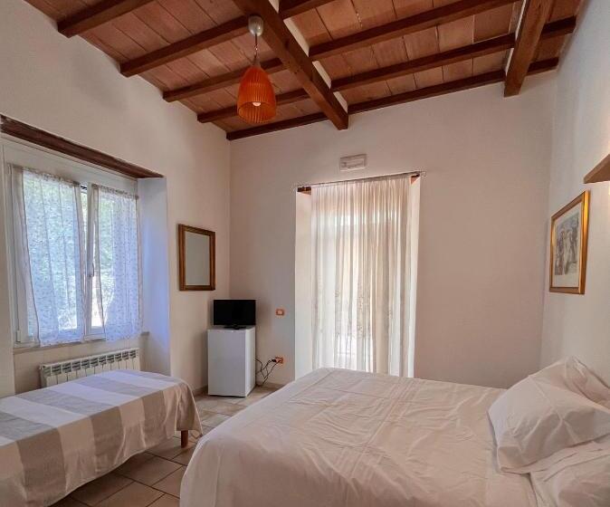 اتاق استاندارد, B&b La Fucinaia Pet Friendly Adults Only