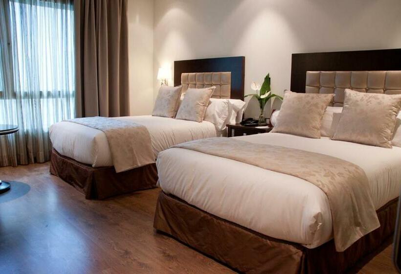 اتاق خانوادگی, Crowne Plaza Madrid Airport