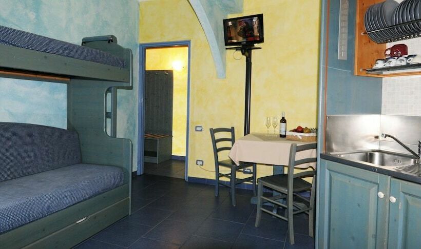 آپارتمان 2 خوابه, Oasi Azzurra
