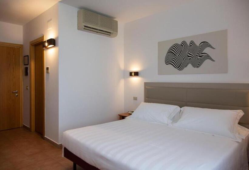 اتاق استاندارد سه نفره, Villa Paradiso
