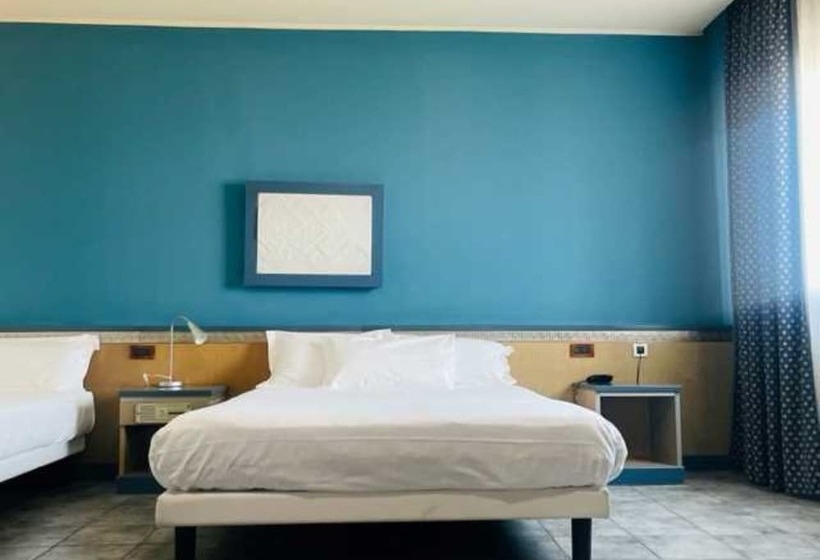 اتاق استاندارد چهار تخته, President Hotel Palermo