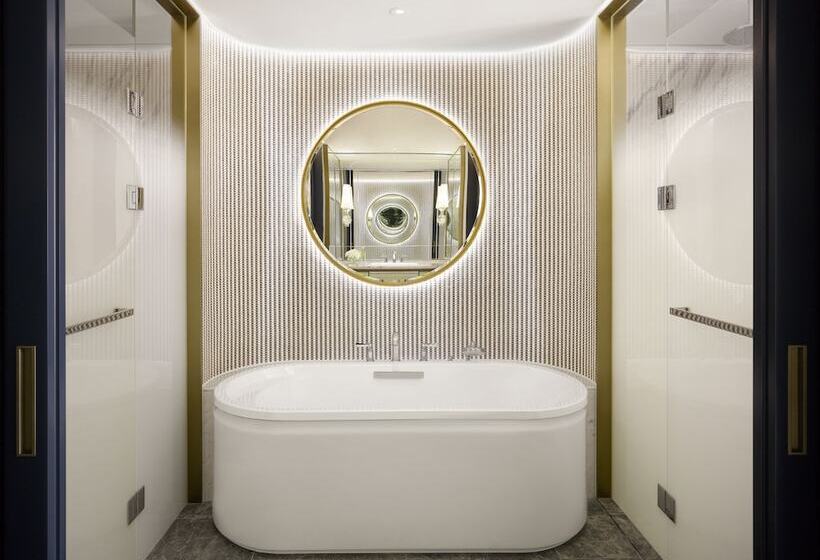 Номер Deluxe Вид на Озеро, Sofitel Ambassador Seoul Hotel & Serviced Residences