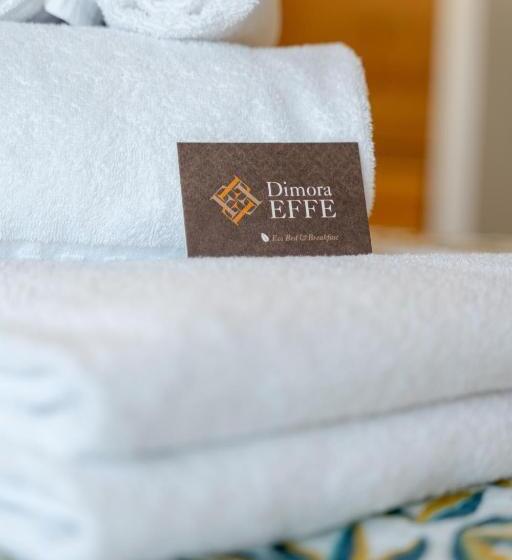 اتاق لوکس با بالکن و چشم‌انداز دریا, Dimora Effe   Eco B&b