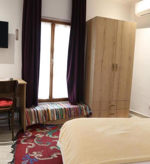 舒适三人间, Agora Bed & Breakfast