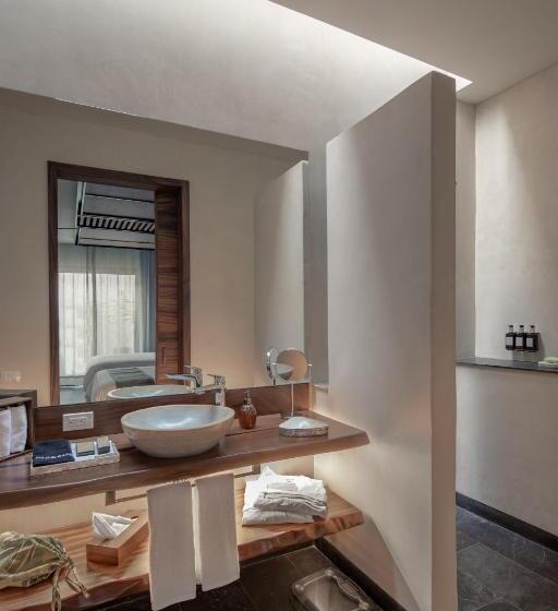 اتاق لوکس, Künük Hotel Boutique