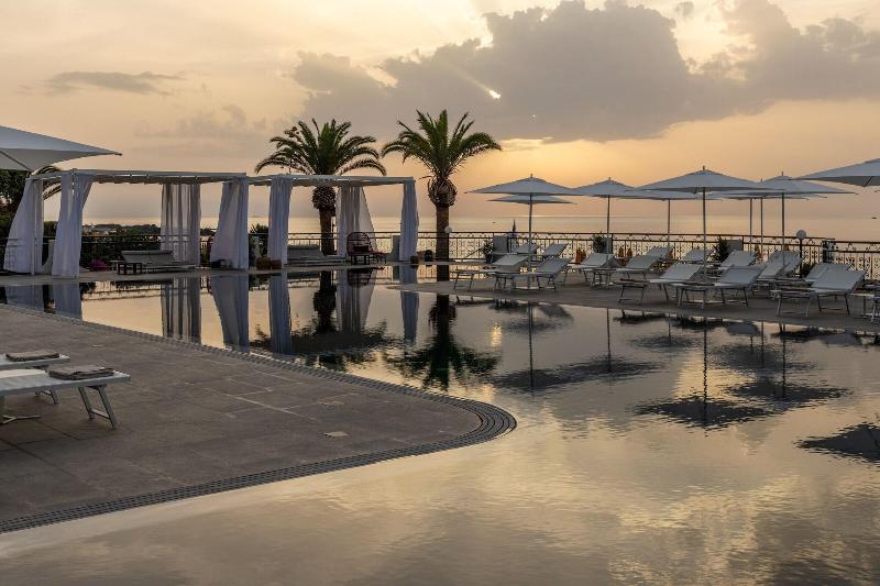 Номер Deluxe Кровать Кинг, Delta Hotels by Marriott Giardini Naxos