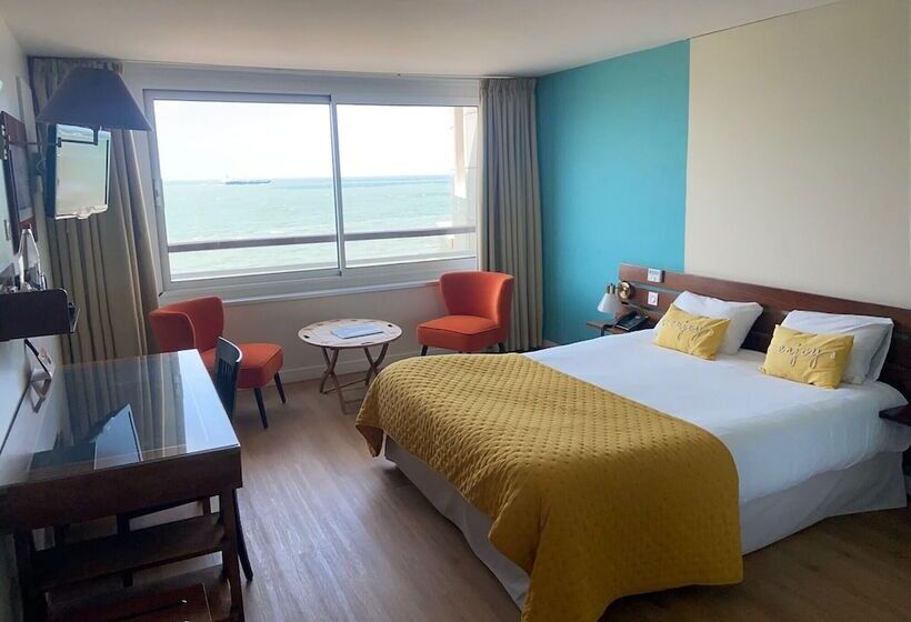 海の見えるコンフォートルーム, Logis Hotel   La Petite Rade