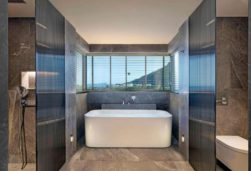标准间带漩涡浴缸, Rixos Sungate, The Land of Legends Access