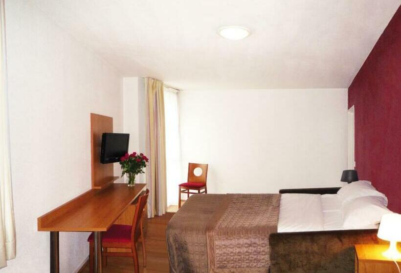 Студия Стандарт, Séjours & Affaires Montreuil Saint Mandé