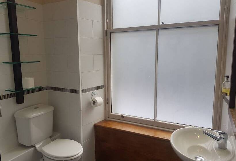 Семейный Номер, Aberdeen House