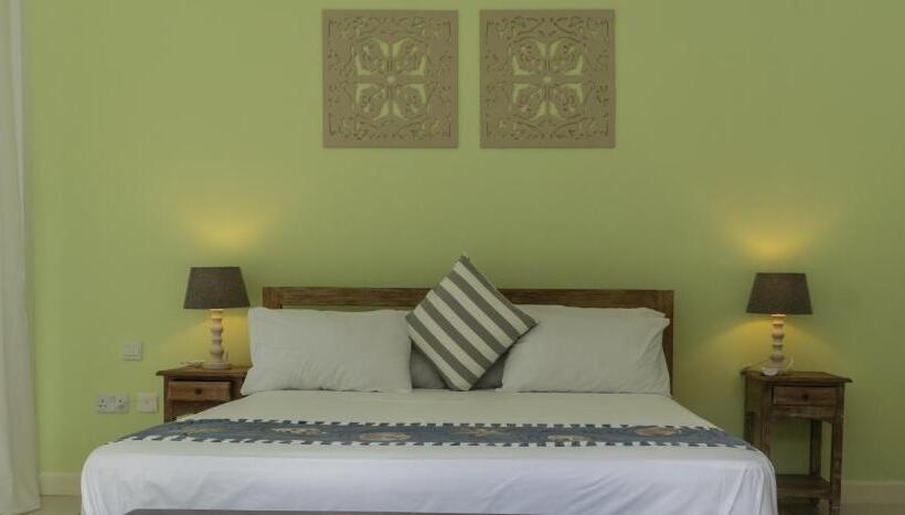آپارتمان 1 خوابه با چشم‌انداز باغ, Domaine Desaubin Luxury Villas