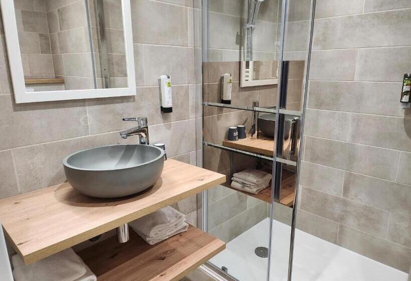 Номер Стандарт Вид на Сад, Auberge La Musardière