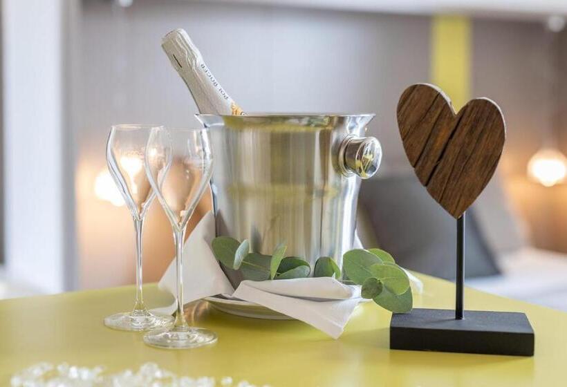 Номер Deluxe, Restaurant Sternen