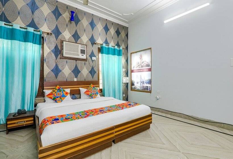 اتاق لوکس, Fabhotel Raka Inn