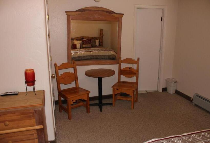 Студио Стандарт Кровать Кинг, Edelweiss Resort Greer