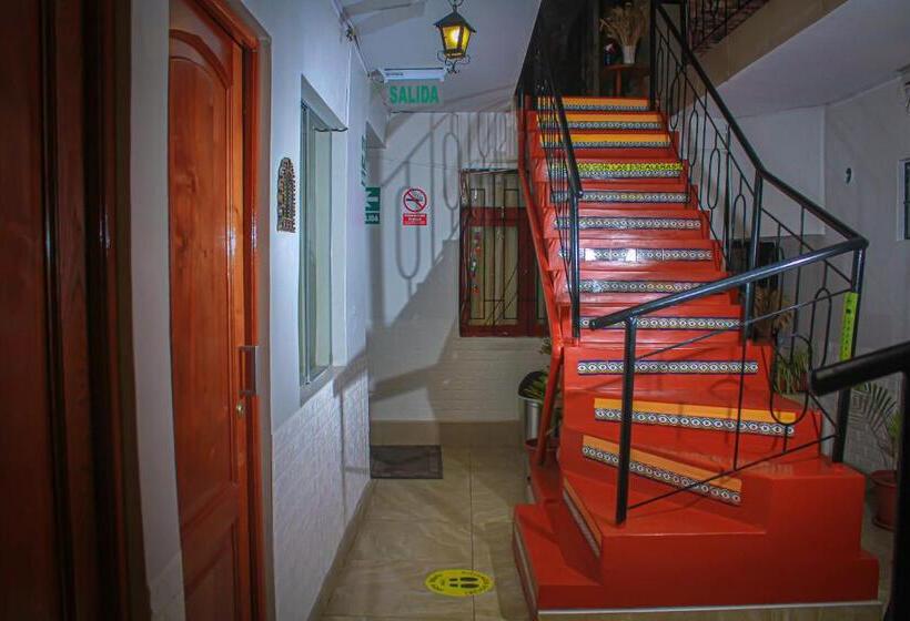 اتاق استاندارد سه نفره, Virgen Del Carmen   Huaraz