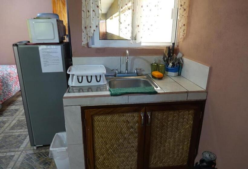 סוויטת ג'וניור עם מרפסת, Bungalows Casa Blanca