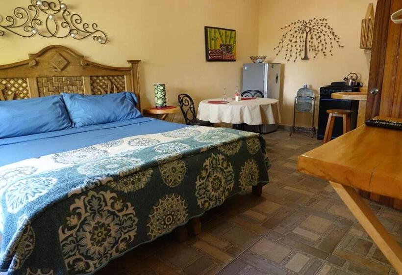 סוויטה, Bungalows Casa Blanca
