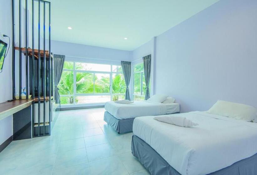 标准房带园景, จวรีน ลอร์ด รีสอร์ท แอนด์ โฮเทล   Javarine Lord Resort&