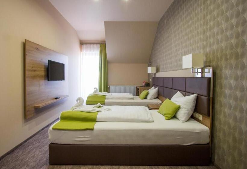اتاق استاندارد با بالکن, Veres Motel