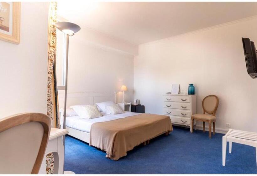 스탠다드 룸, Auberge Du Redier