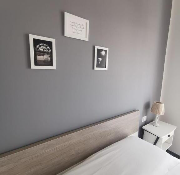 اتاق استاندارد با تخت بزرگ, La Casina B&b