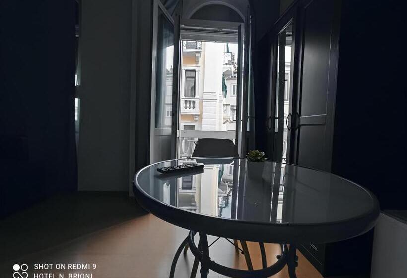 اتاق استاندارد با تخت بزرگ, Brioni