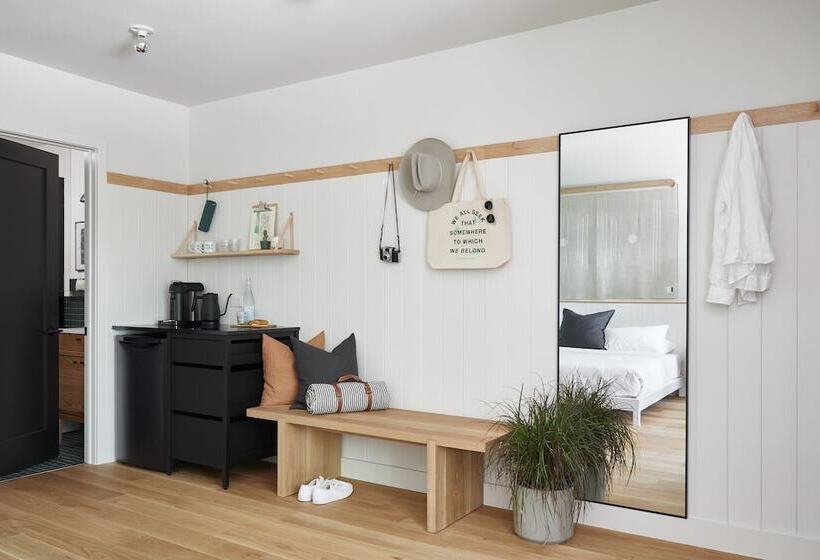 스탠다드 룸 킹사이즈 침대, Somewhere Inn Calabogie