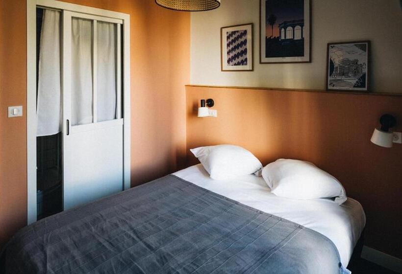 اتاق عادی, Les Chouettes Hostel