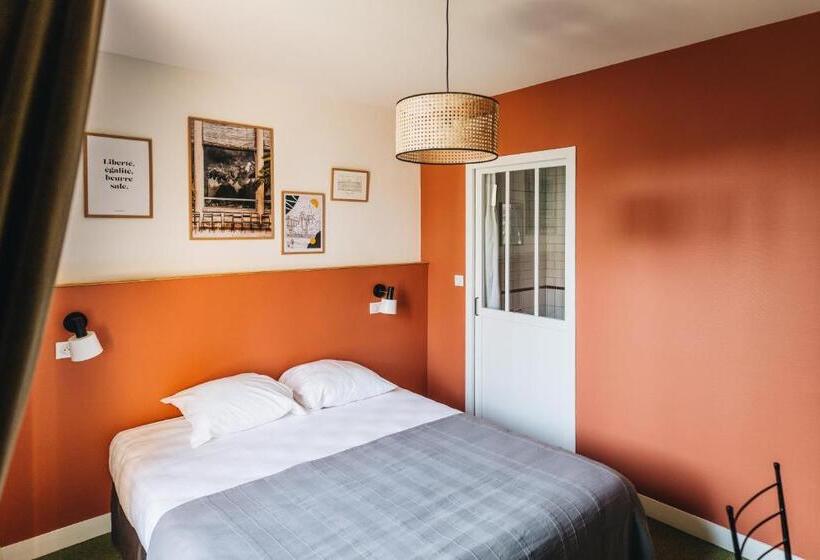 اتاق استاندارد با چشم‌انداز باغ, Les Chouettes Hostel