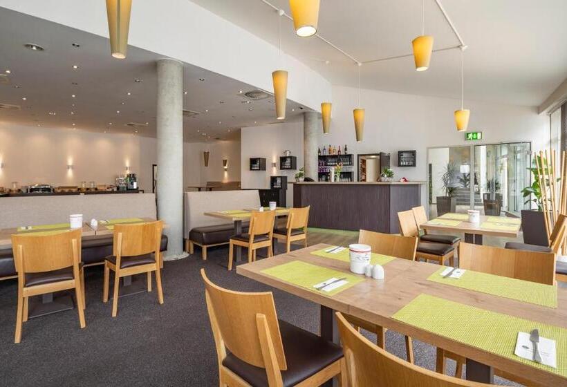 Номер Стандарт, Center Hotel Kaiserhof