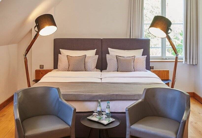 비즈니스룸, Mutterhaus Düsseldorf