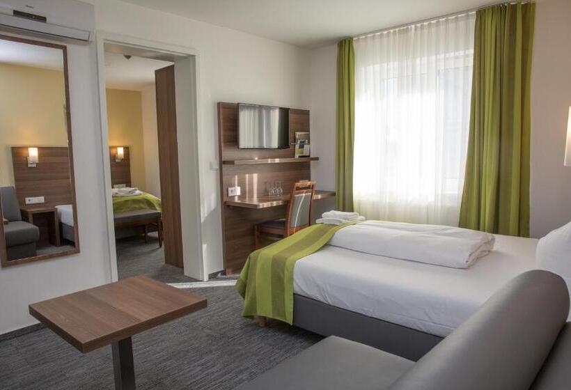 Habitación Triple Estándar, Goethe Hotel Messe By Trip Inn