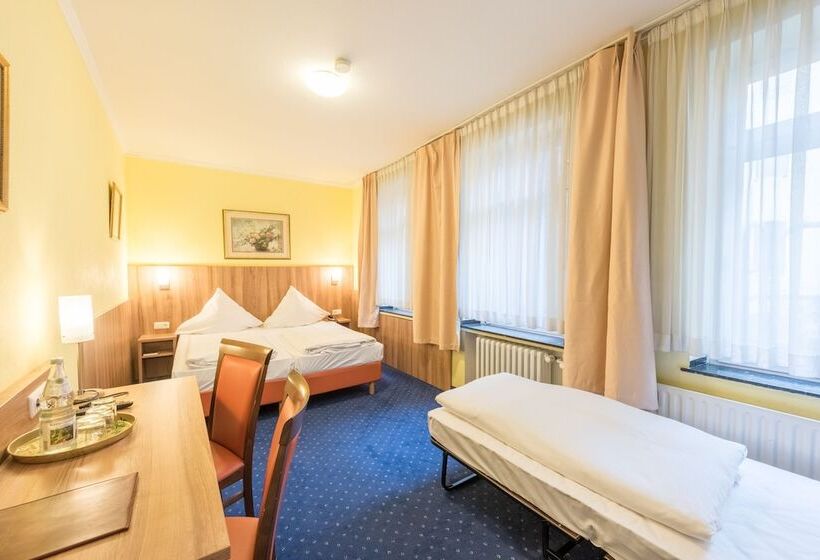 Номер Стандарт Трехместный, Windsor