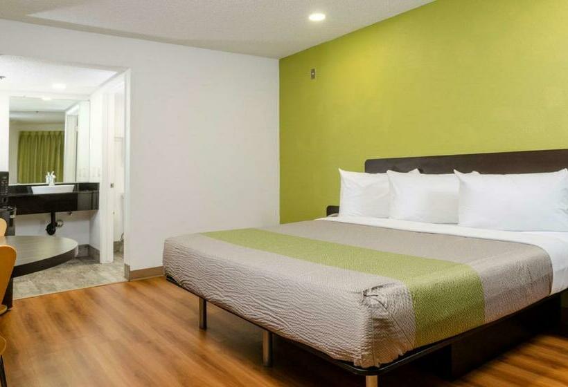 Quarto Deluxe Cama King, Studio 6 Fresno, Ca   Extended Stay