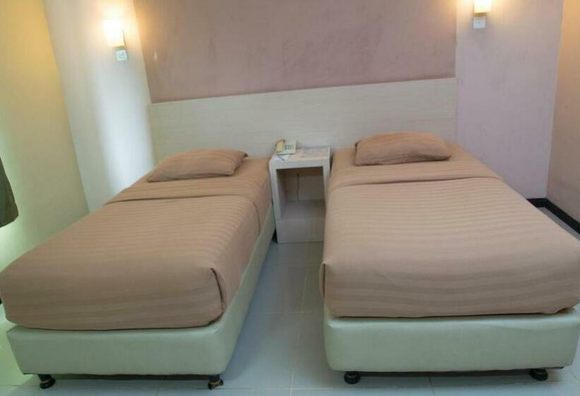 Номер Стандарт, Suzuya Hotel Bagan Batu