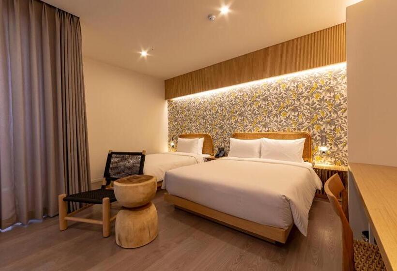 패밀리 룸, Hound Hotel Signature