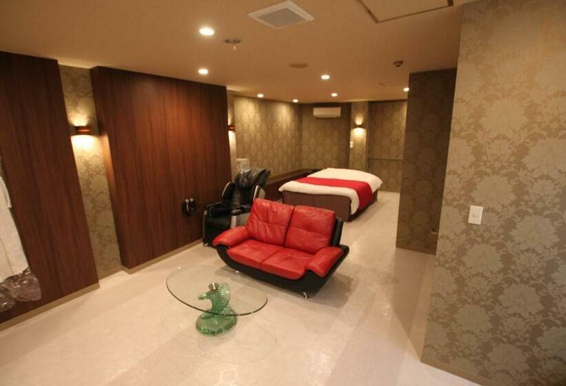 Номер Стандарт, Gem Oyama Adult Only