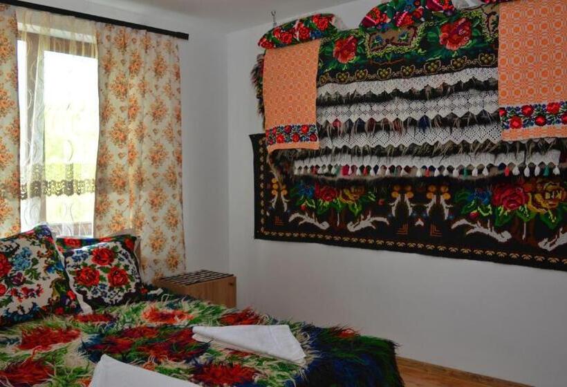 Номер Стандарт, Acasa In Maramures