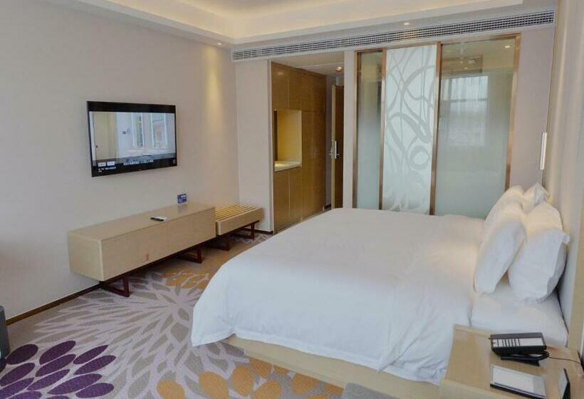 اتاق لوکس با تخت بزرگ, Lavande Hotel Xingyi Jushan Avenue